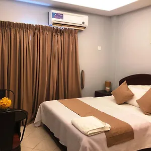 Everest Aparthotel
