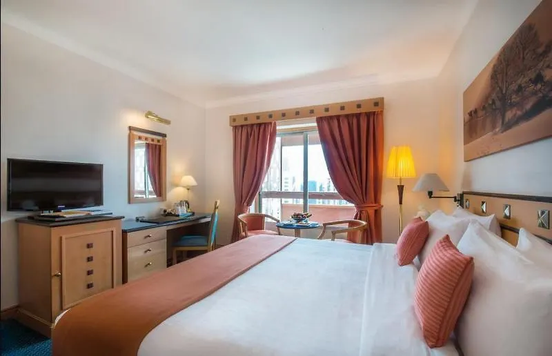 Holiday International Schardscha Hotel