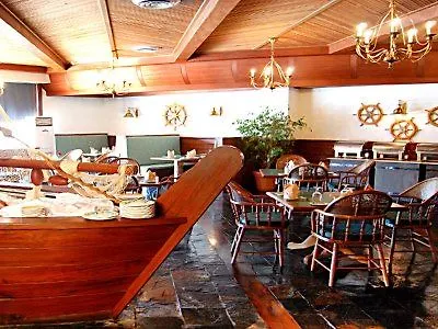 Hotel Holiday International Sharjah