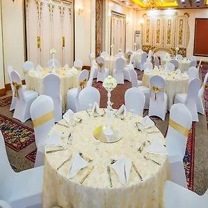Holiday International Sharjah Hotel